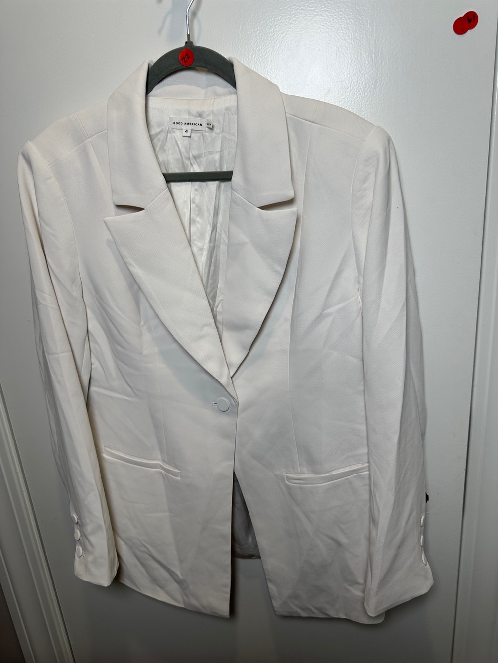 Good American Cream Single-Button Notch Lapel Blazer (52)